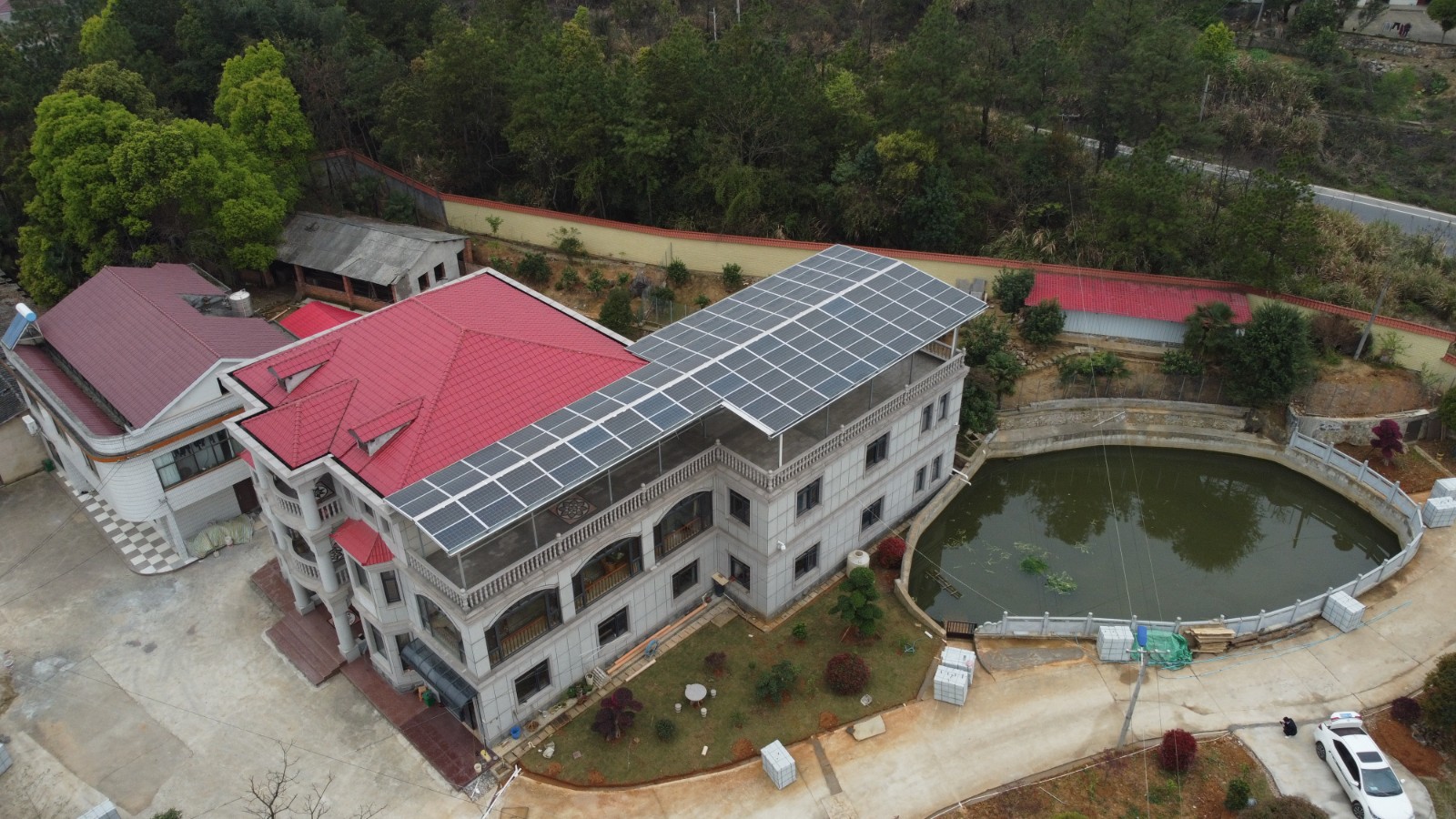 [别墅光伏阳光房]湘乡别墅高端定造绿色节能阳光棚屋顶36.16KW项目