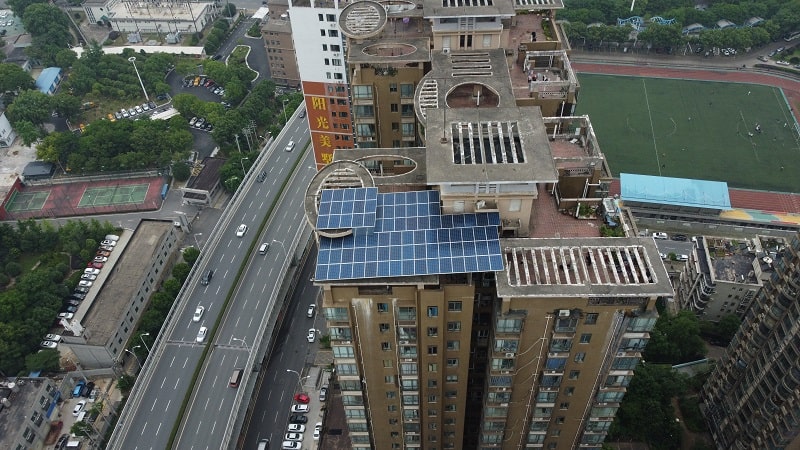 [幼区高层阳光棚]武汉幼区高层阳光棚屋顶23KW项目